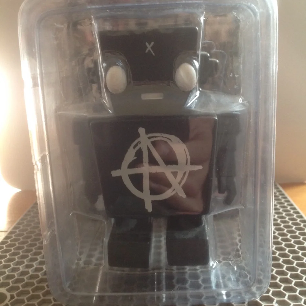 Kid Robot ( Tofu Robot ) By: Kozik - Picture 8 of 13